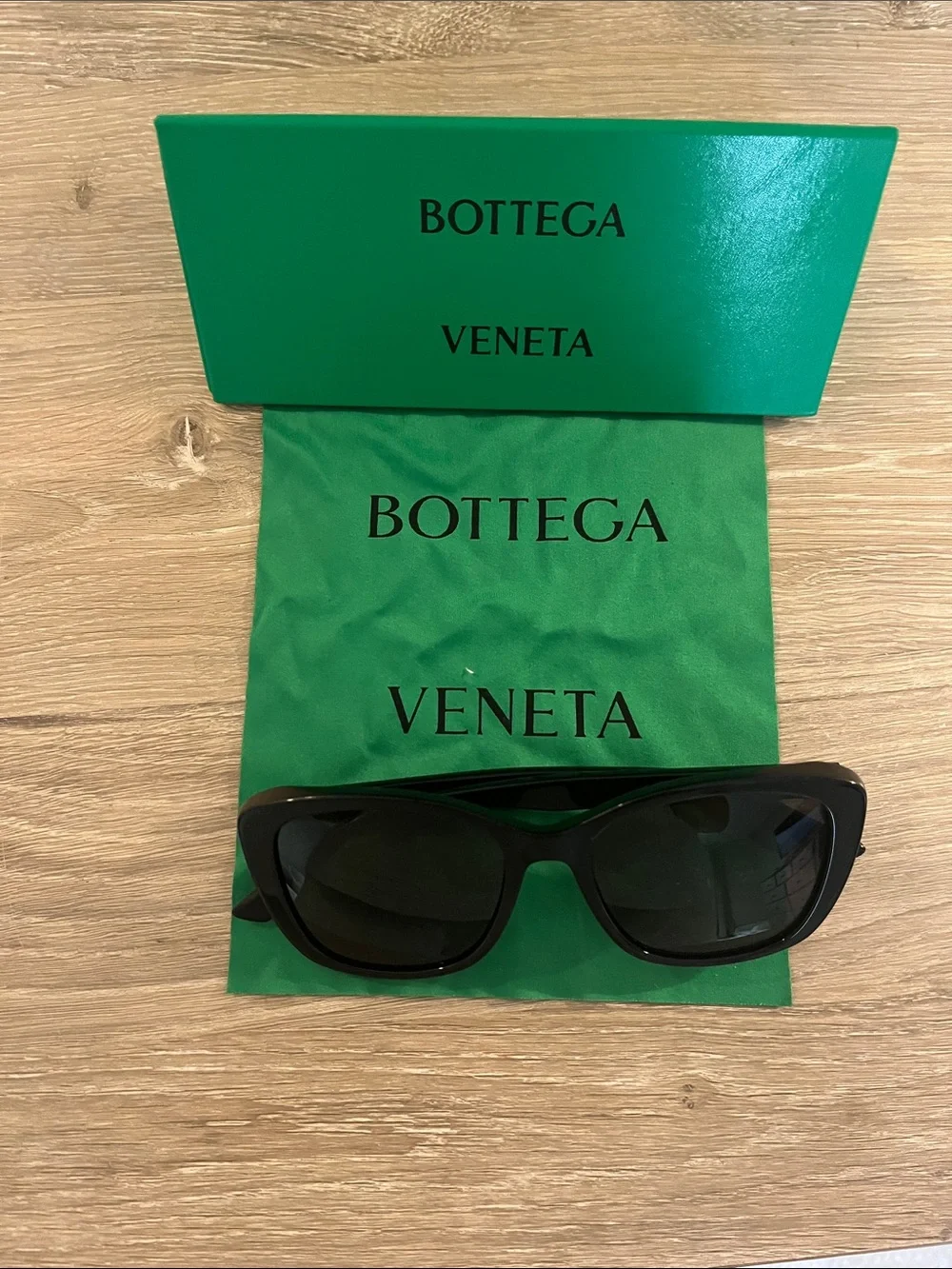 Bottega Venetia Classic Black Oversized Sunglasses (authentic)